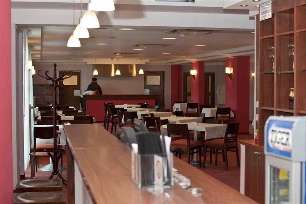 Comfortbiznes Pruszków Exterior foto